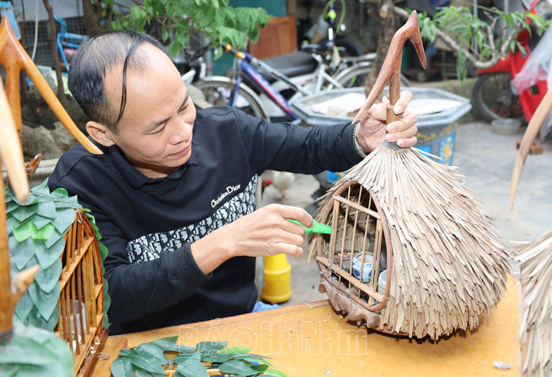 Tạo việc làm, thu nhập từ việc nuôi chim cu gáy sinh sản